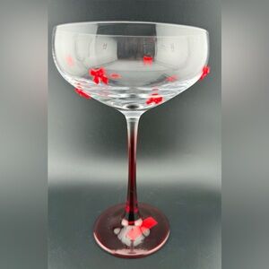 NWTs Red bow 9.5 oz coupe.